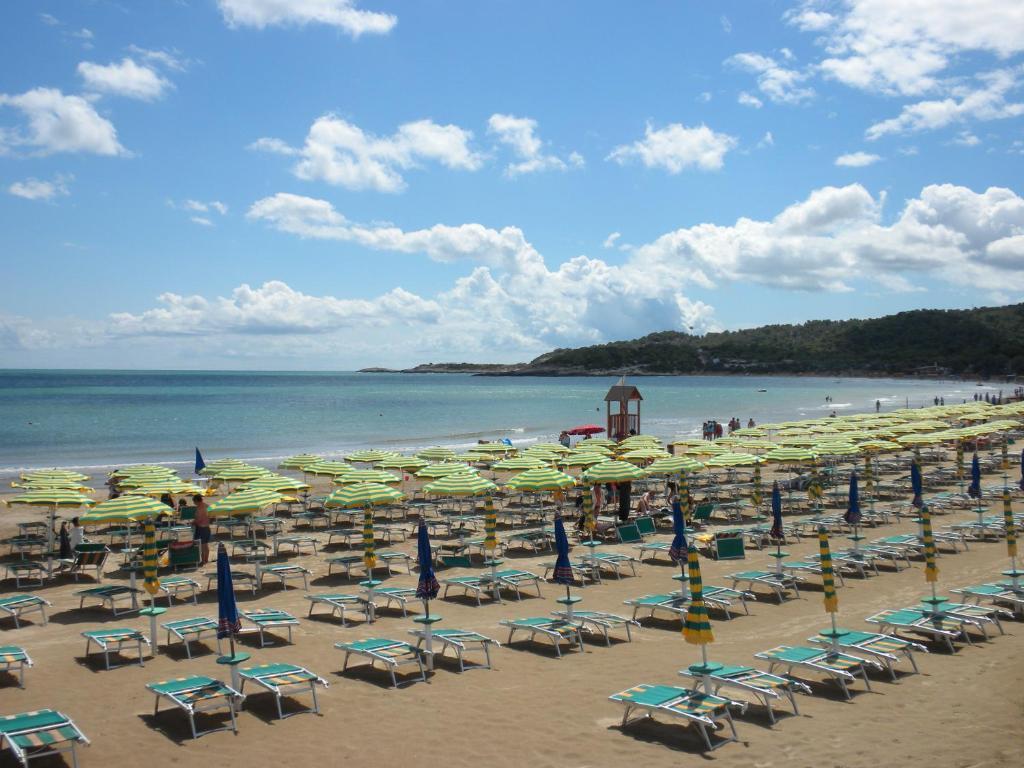 Villaggio Club Baia Di Paradiso Vieste Exterior photo